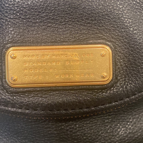 Marc Jacob’s Crossbody - Picture 3 of 5